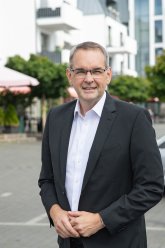 Bürgermeisterporträt Auf dem Bild ist Bürgermeister Stefan Rosemann abgebildet