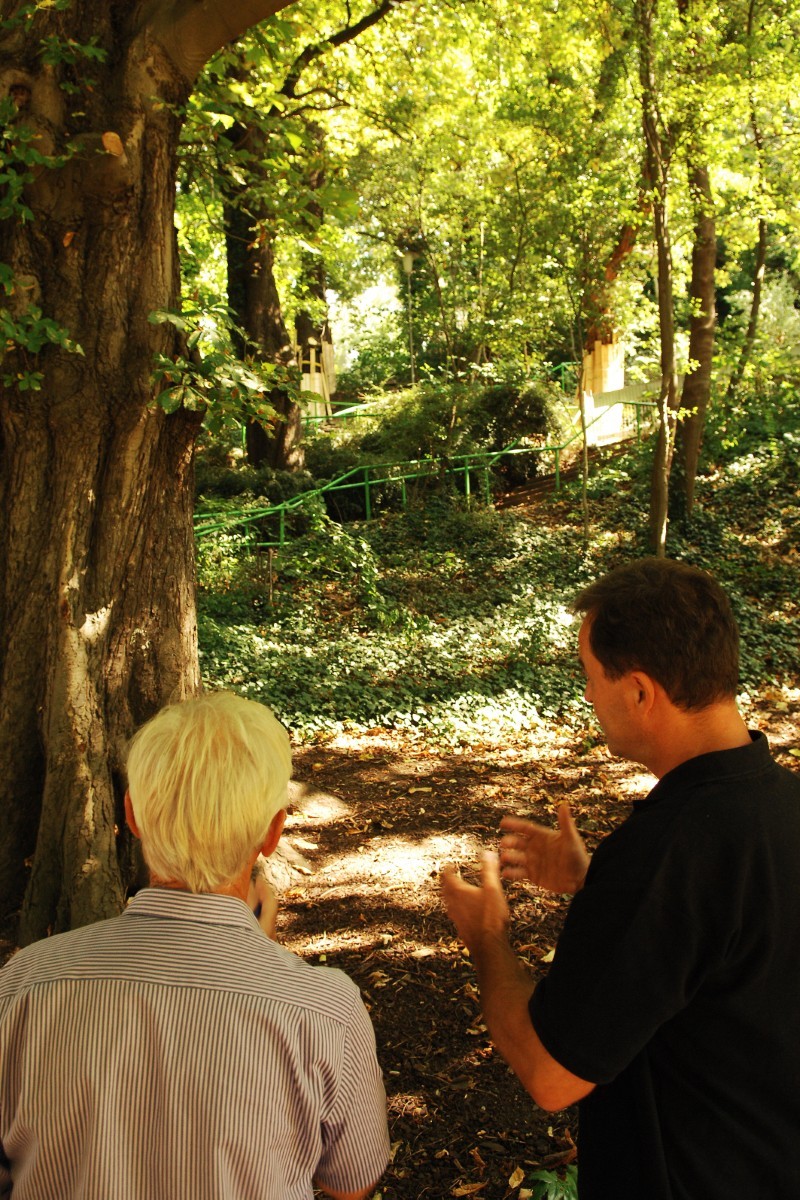 Stele 02 - Bild 02 Bild