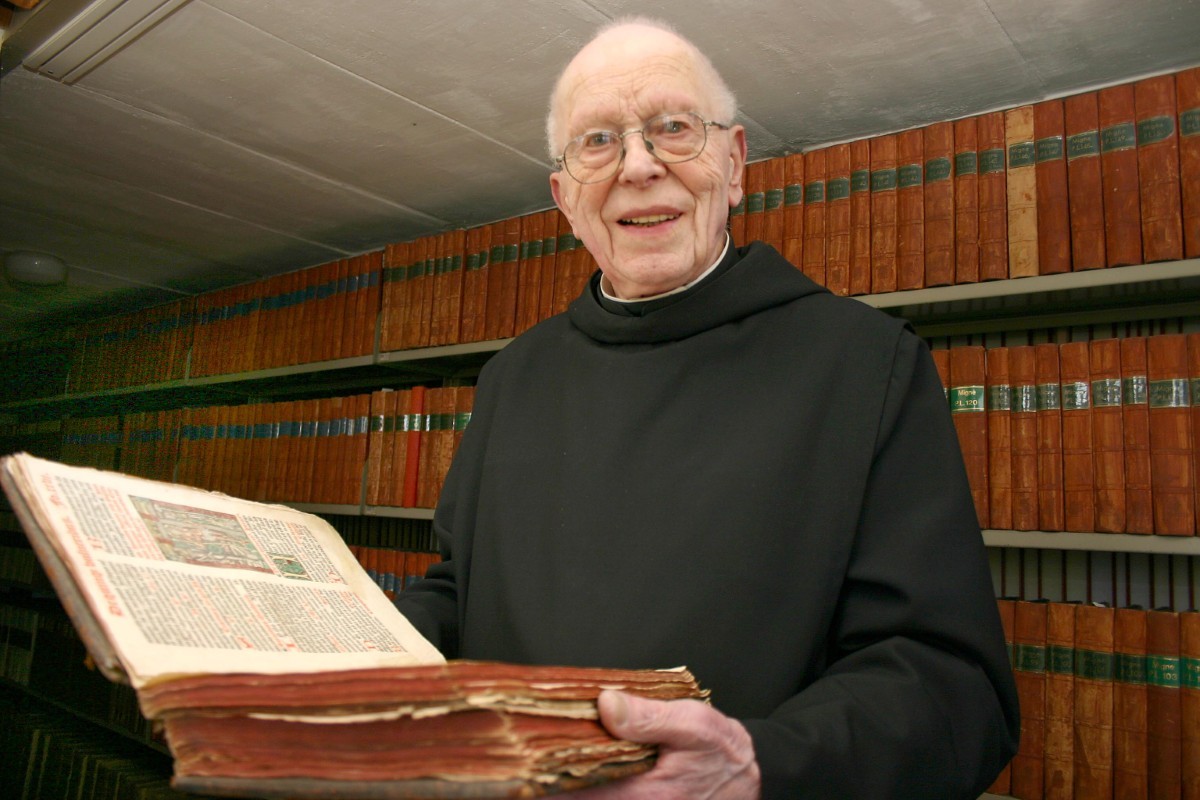 Stele 05 - Bild 04 Bild