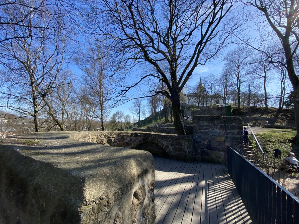 Stele 12 - Bild 01 Bild