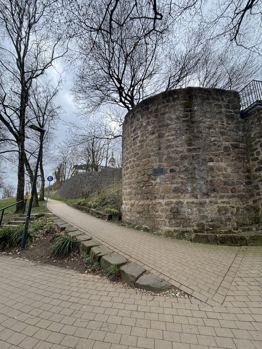 Stele 12 - Bild 04 Bild