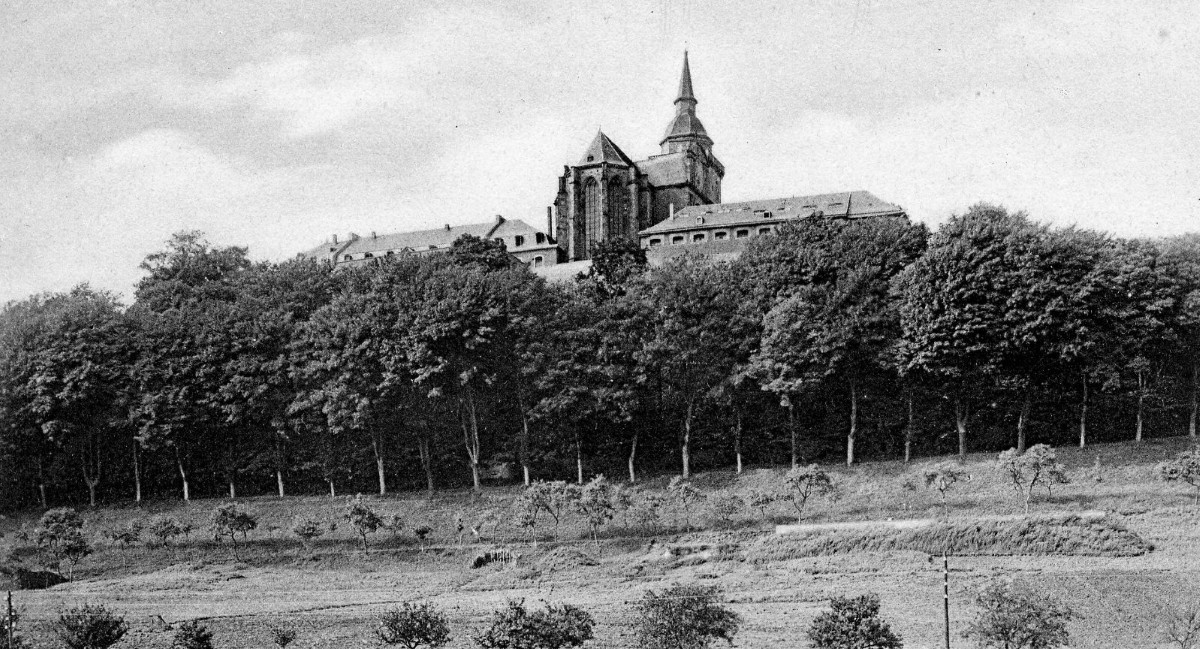 Stele 13 - Bild 03 Bild