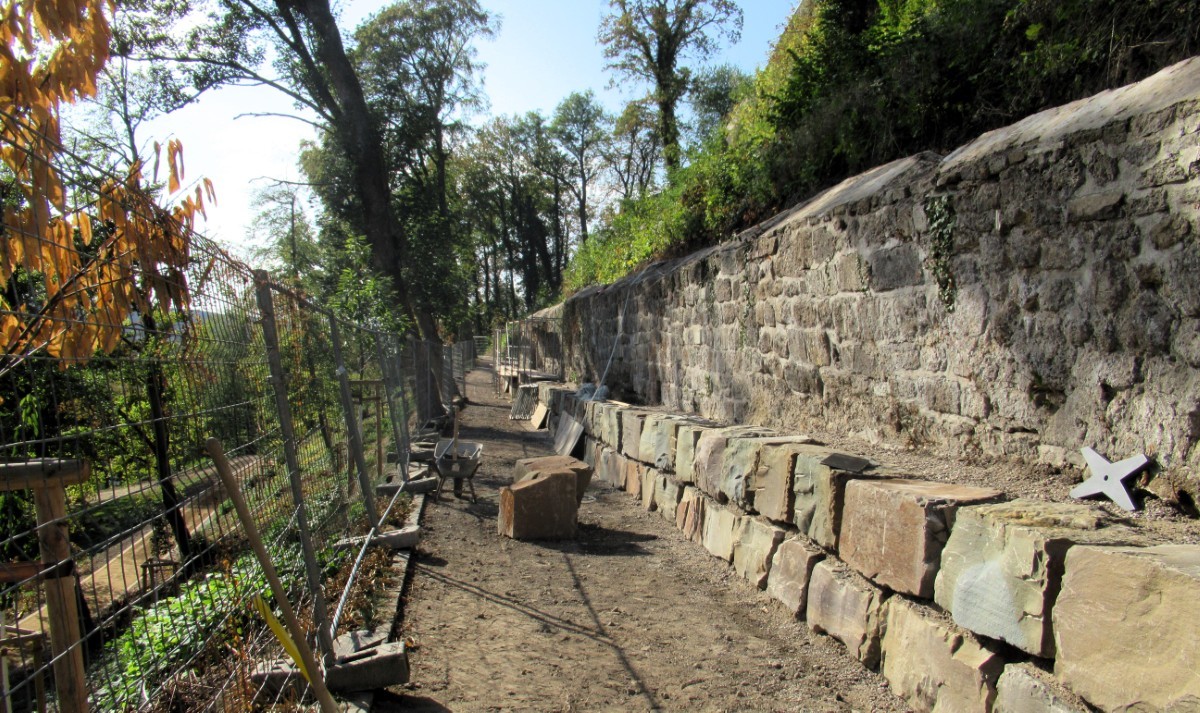 Stele 13 - Bild 06 Bild