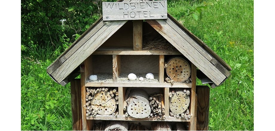 Wildbienenhotel