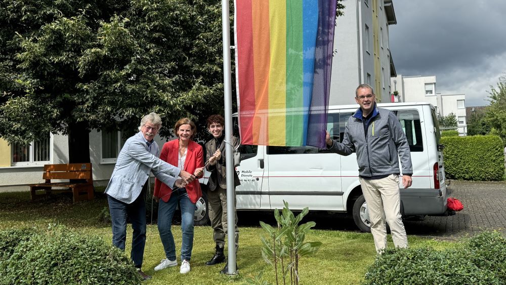 Regenbogenflagge AWO