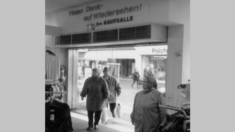 Eingang Kaufhalle Eingang Kaufhalle