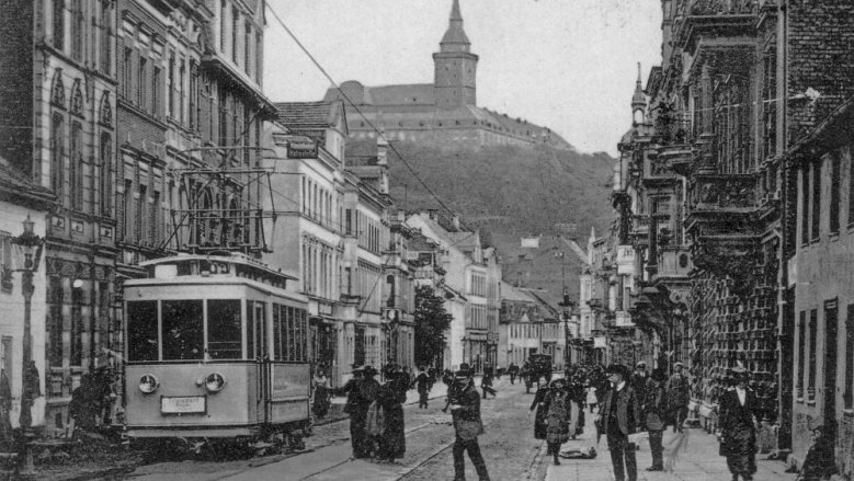 Tram Tram