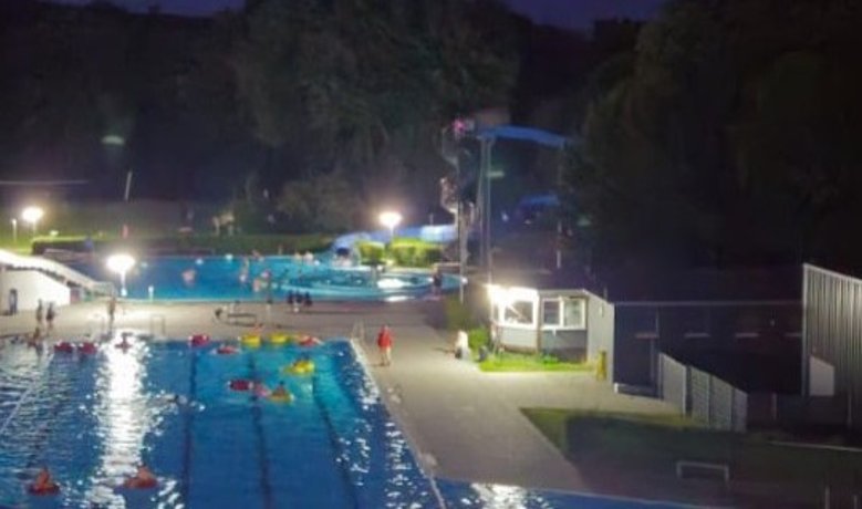 Nachtschwimmen Nachtschwimmen