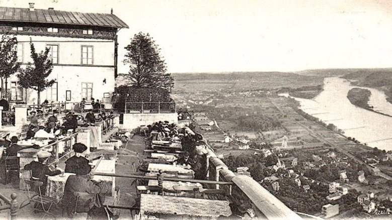Ansichtskarte vom Drachenfels um 1910 Ansichtskarte vom Drachenfels um 1910