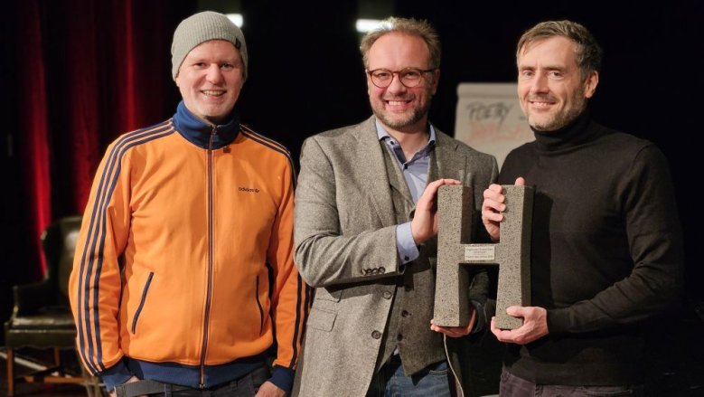 Poetry Slam Gewinner 2024 Poetry Slam Gewinner 2024