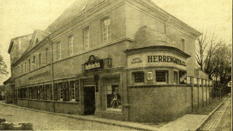 Herrengarten in der Mühlenstraße/Ecke Herrengartenstraße Herrengarten in der Mühlenstraße/Ecke Herrengartenstraße