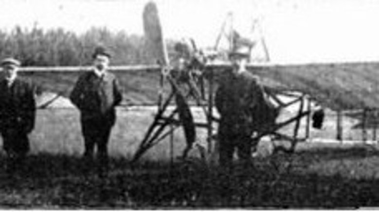 Hellmunds Maschine im Jahr 1911 Hellmunds Maschine im Jahr 1911