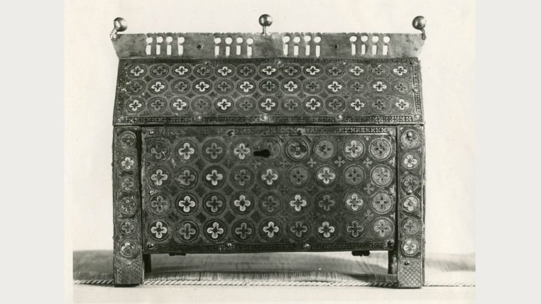 Reliquienkasten aus dem Siegburger Kirchenschatz Reliquienkasten aus dem Siegburger Kirchenschatz