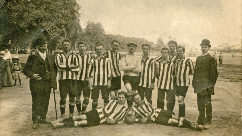 SSV-Kicker, darunter die Brüder Josef und Willi Kehr, 1920 SSV-Kicker, darunter die Brüder Josef und Willi Kehr, 1920