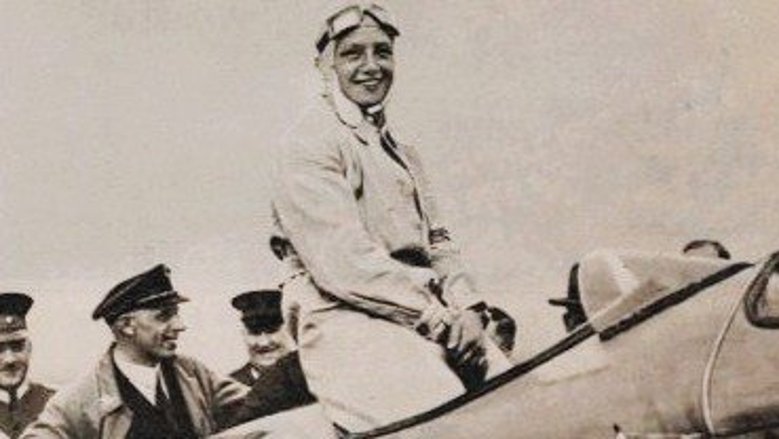 Kunstflugmeisterin Liesel Bach 1930