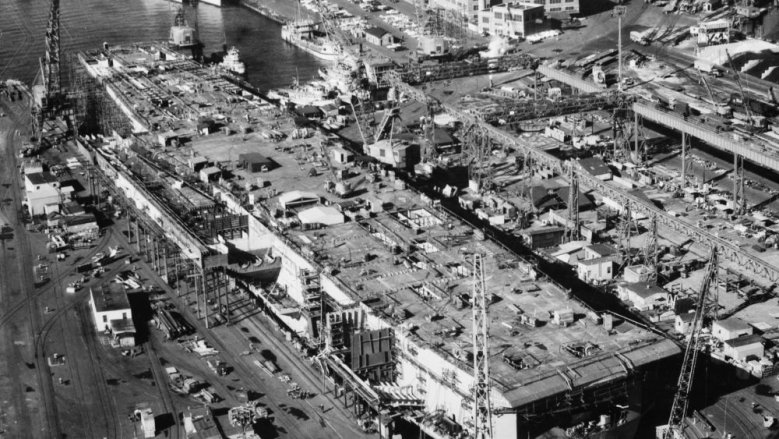 USS Constellation im Brooklyn-Dock, 1959