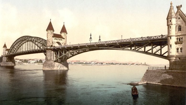 Bonner Rheinbrücke um 1900