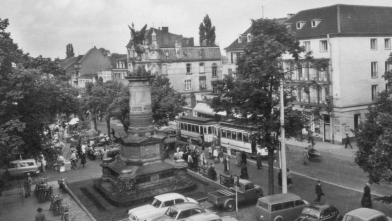 Kleinbahn 1960, Haltestelle Parkplatz Denkmal