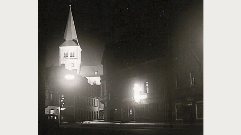 Servatiuskirche mit Mühlenstraße in den 1960-ern