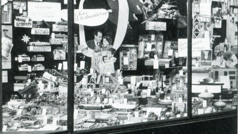 Warenhauses Kaspar am Markt in den 1950er-Jahren