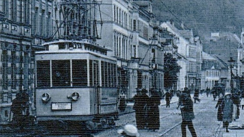 Tram Tram