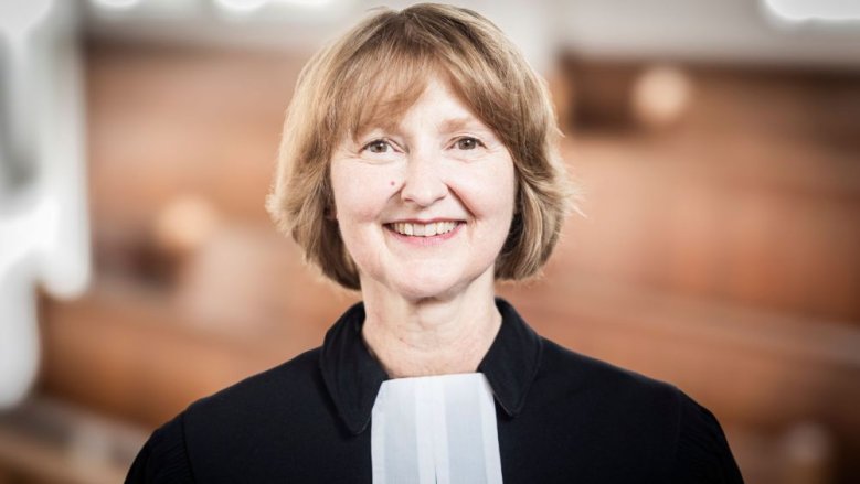 Almut van Niekerk Almut van Niekerk