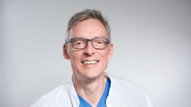 Dr. Markus Neef Dr. Markus Neef