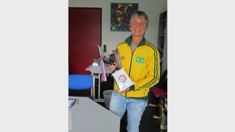 Andrea Krieger mit Pokal Andrea Krieger mit Pokal