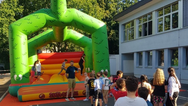 Schul-Kirmes Schul-Kirmes