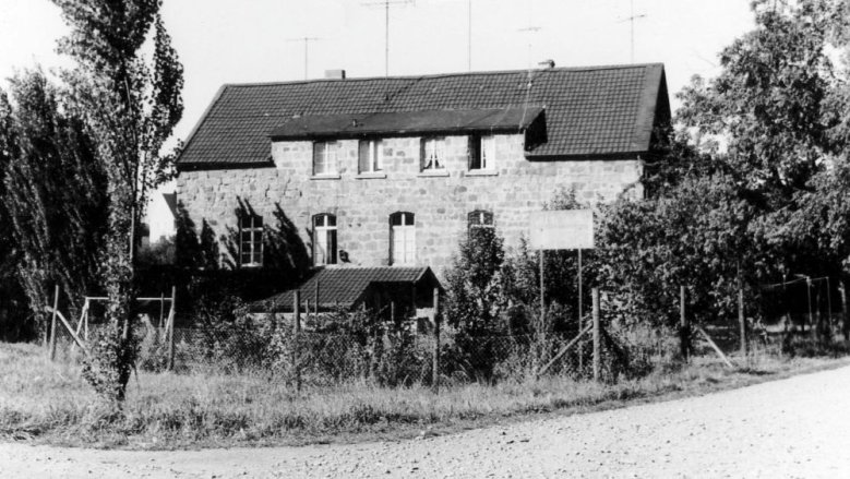 Neuenhof Anfang der 1960er-Jahre, heute steht dort die Feuerwache Neuenhof Anfang der 1960er-Jahre, heute steht dort die Feuerwache