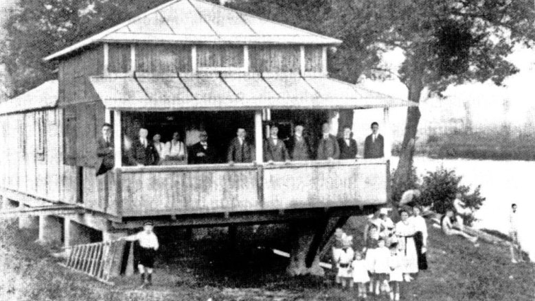 Erstes Bootshaus an der Sieg Erstes Bootshaus an der Sieg