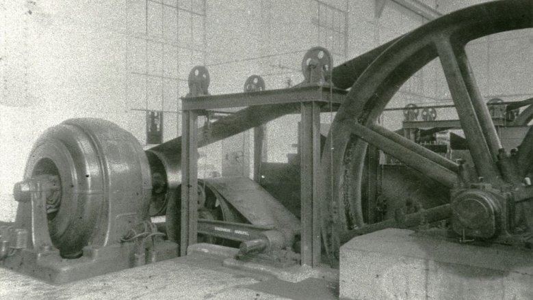 Walzwerk in der früheren Geschoßfabrik an der Wilhelmstraße Walzwerk in der früheren Geschoßfabrik an der Wilhelmstraße