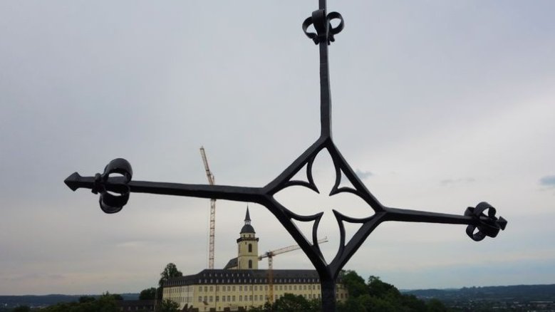 Kreuz 1 Kreuz 1
