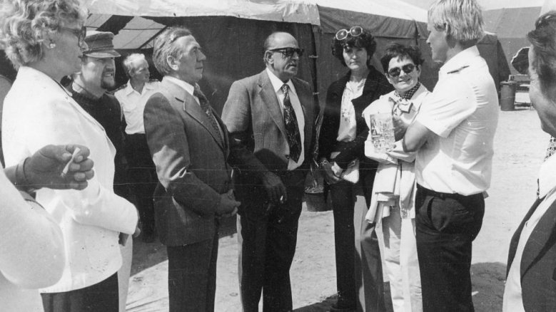 Delegation des Stadtrates bei einem Besuch der Wega, 1977 Delegation des Stadtrates bei einem Besuch der Wega, 1977