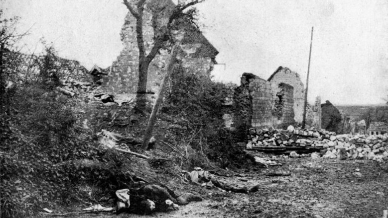 Tote Soldaten bei Carency Tote Soldaten bei Carency