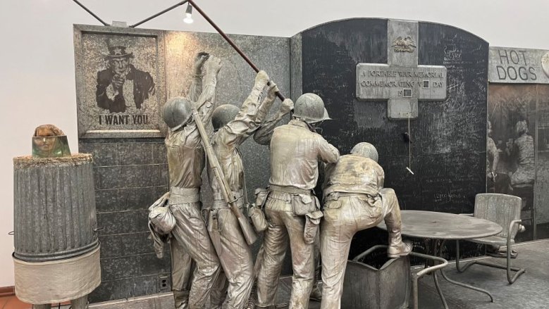 Portable War Memorial von Edward Kienholz Portable War Memorial von Edward Kienholz
