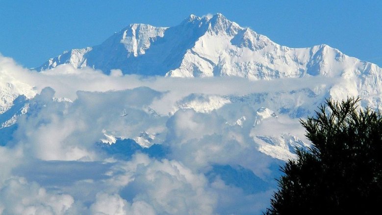 Der Kangchendzönga vom westbengalischen Djarling aus fotografiert Der Kangchendzönga vom westbengalischen Djarling aus fotografiert