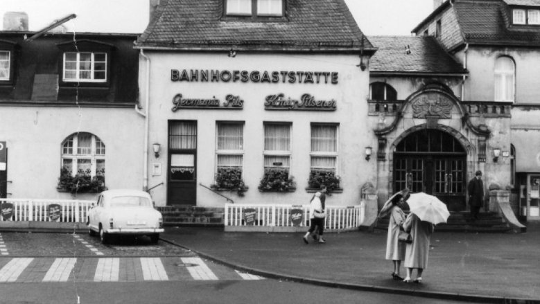 Bahnhof um 1960