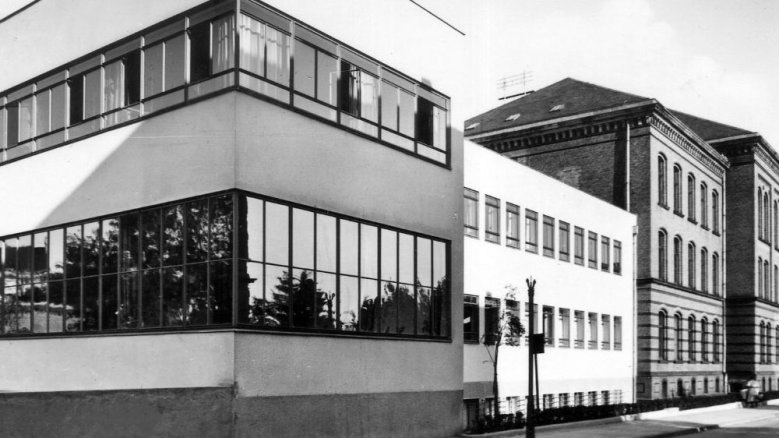 Jungengymnasium, Humperdinckstraße, um 1954 Jungengymnasium, Humperdinckstraße, um 1954