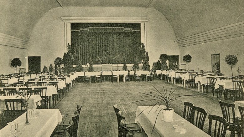 Versammlungssaal im Kolpinghaus Versammlungssaal im Kolpinghaus