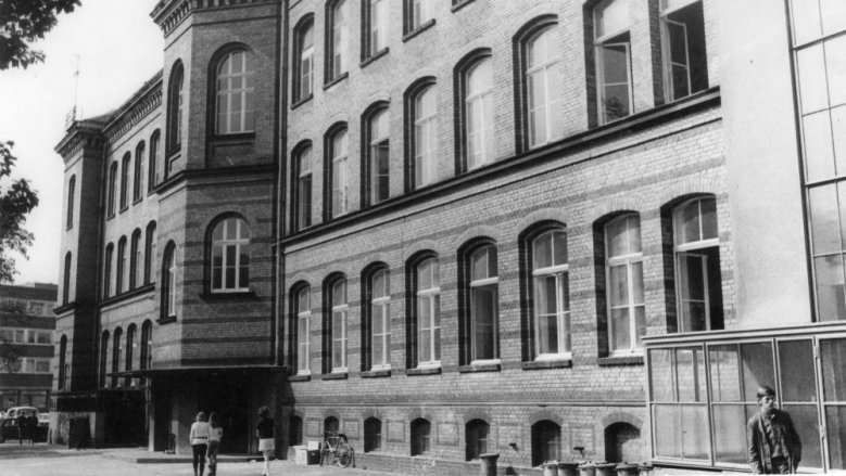 Jungengymnasium um 1970 Jungengymnasium um 1970