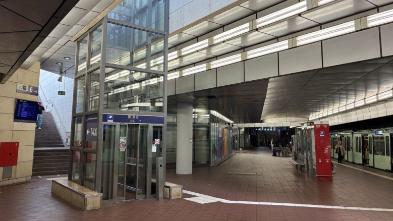 Aufzüge Bahnhof Aufzüge Bahnhof