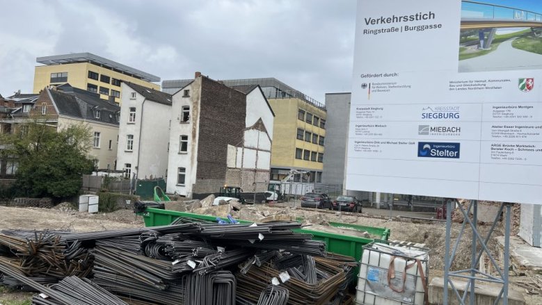 Steg zur Burg Steg zur Burg