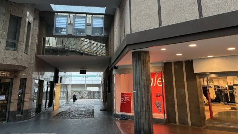 Fußgängerübergang C&A