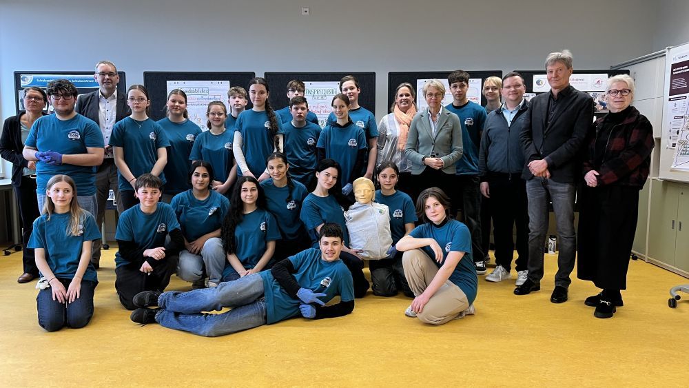 Schulministerin Feller 2