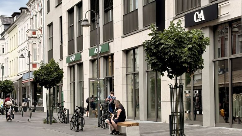 neue Bänke Kaiserstraße