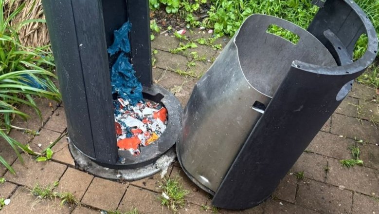 Mülleimer gesprengt