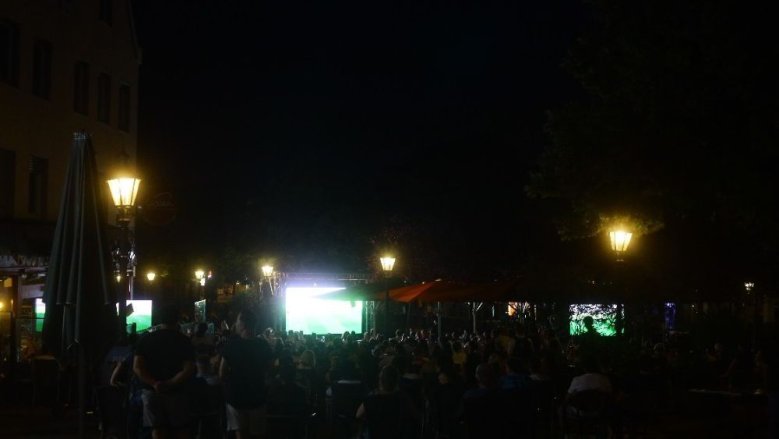 Public Viewing