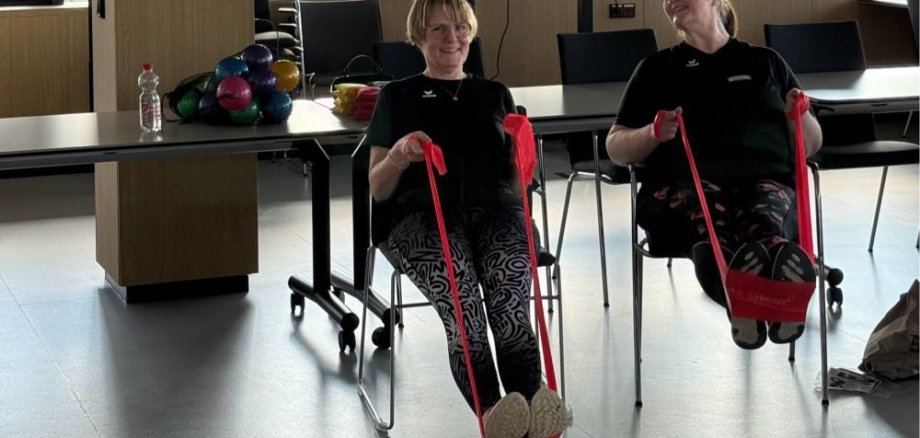 Seniorenprogramm Sitzhockergymnastik