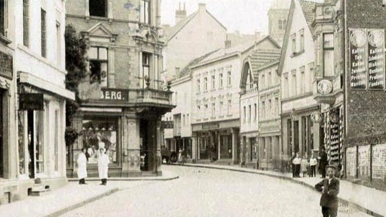 Bahnhofstraße 1910